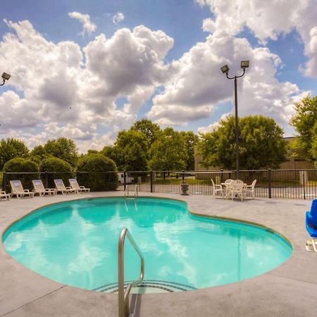 Comfort Suites Pineville - Ballantyne Area Exterior photo
