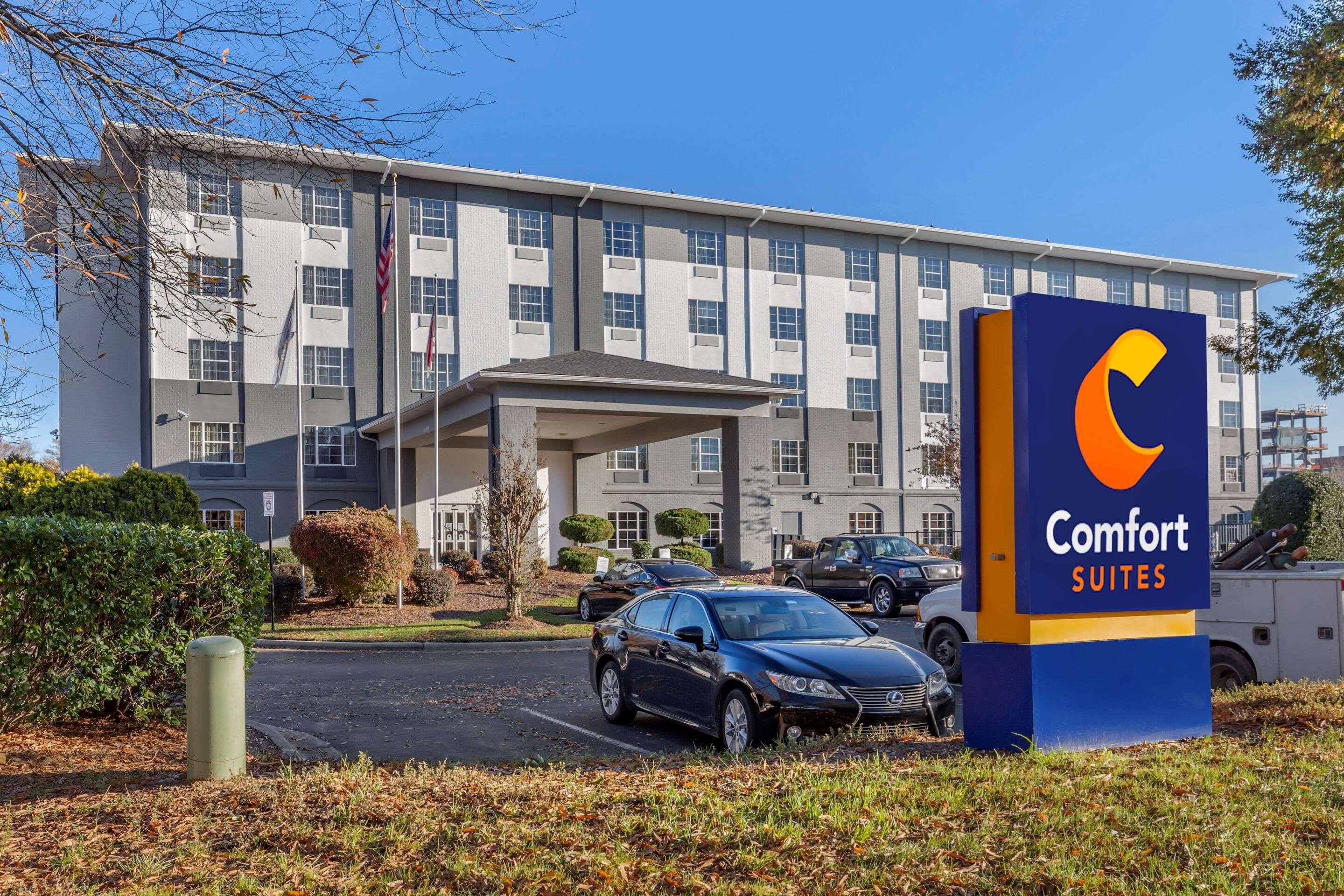 Comfort Suites Pineville - Ballantyne Area Exterior photo